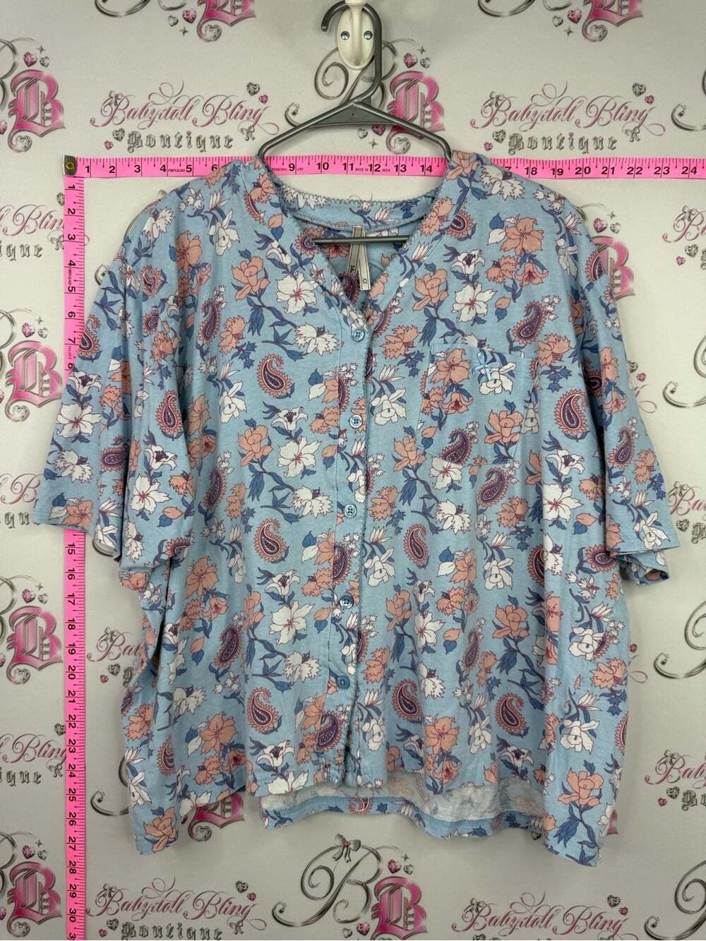 BELLINA tshirt flower Light Blue Floral Button-Down Blouse with Pink Accents
